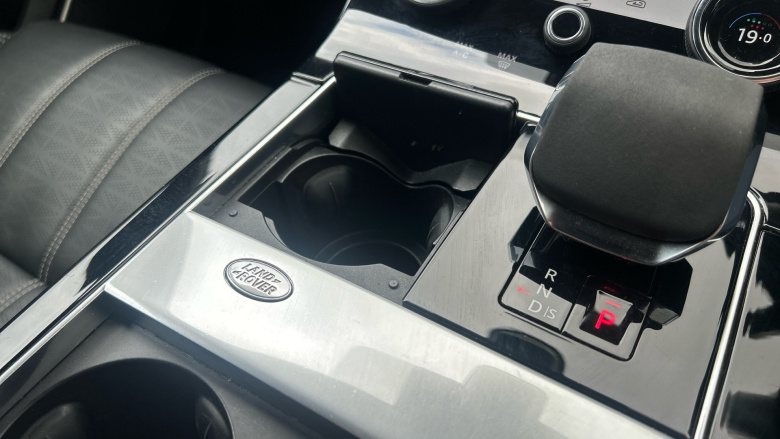 Land Rover Range Rover Velar 2.0 D200 R-Dynamic HSE 5dr Auto Diesel Estate